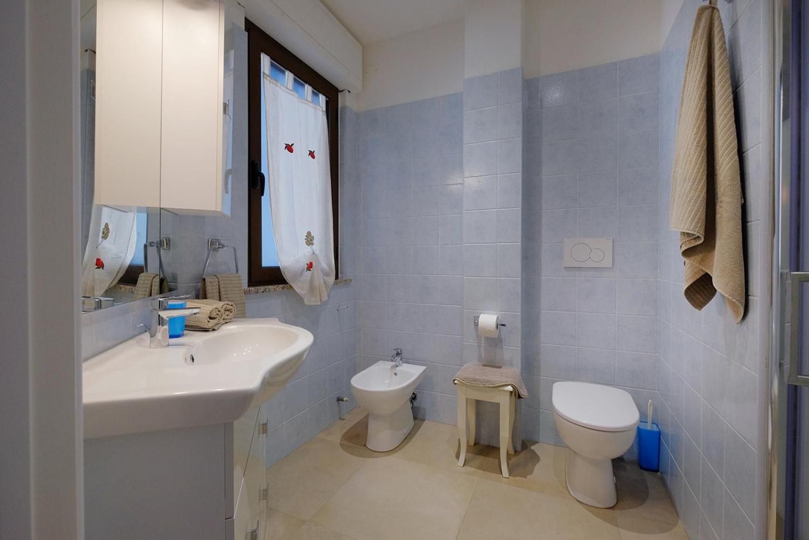 Casa Azzurra - Blue House Hotel เตวลาดา ภายนอก รูปภาพ
