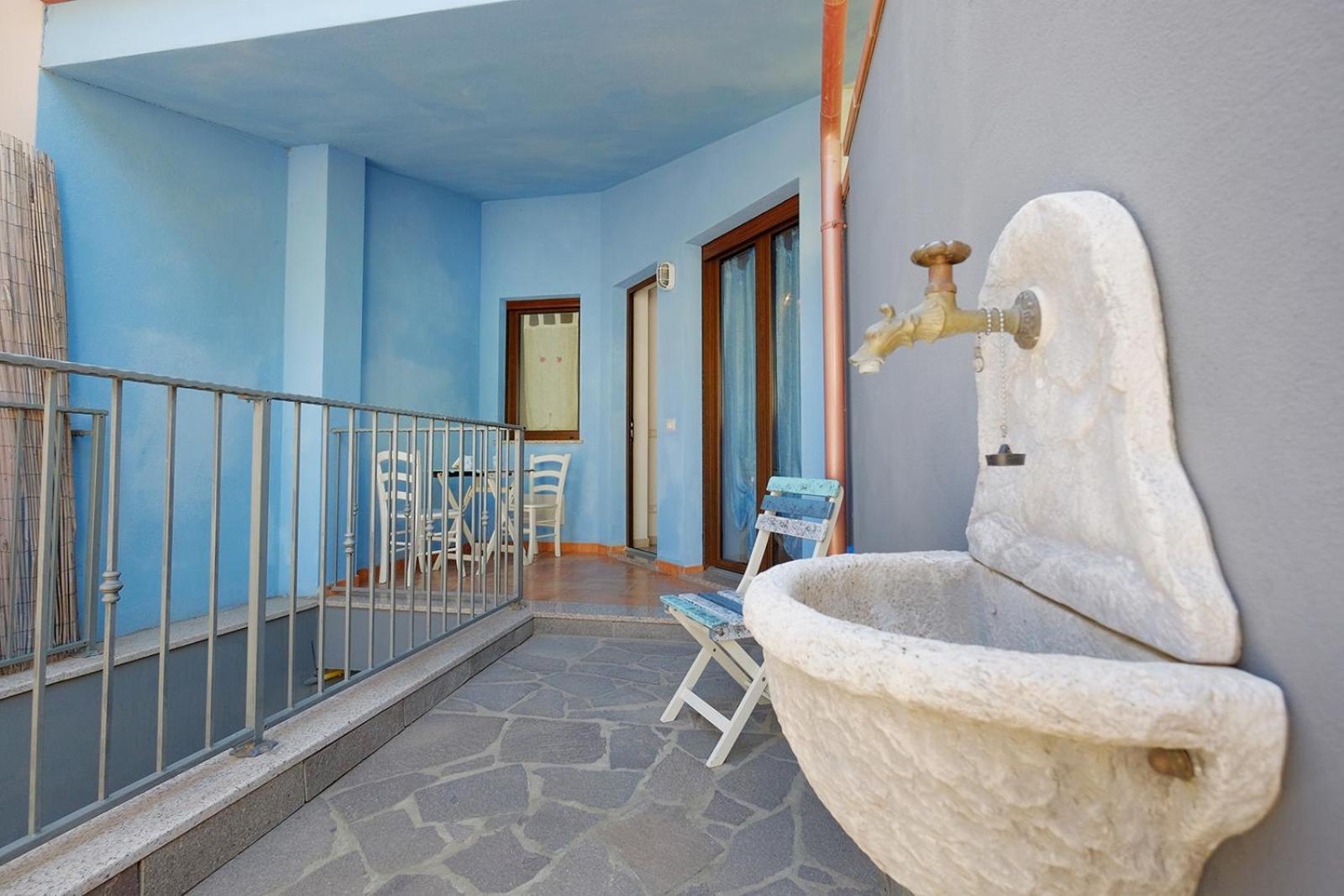 Casa Azzurra - Blue House Hotel เตวลาดา ภายนอก รูปภาพ