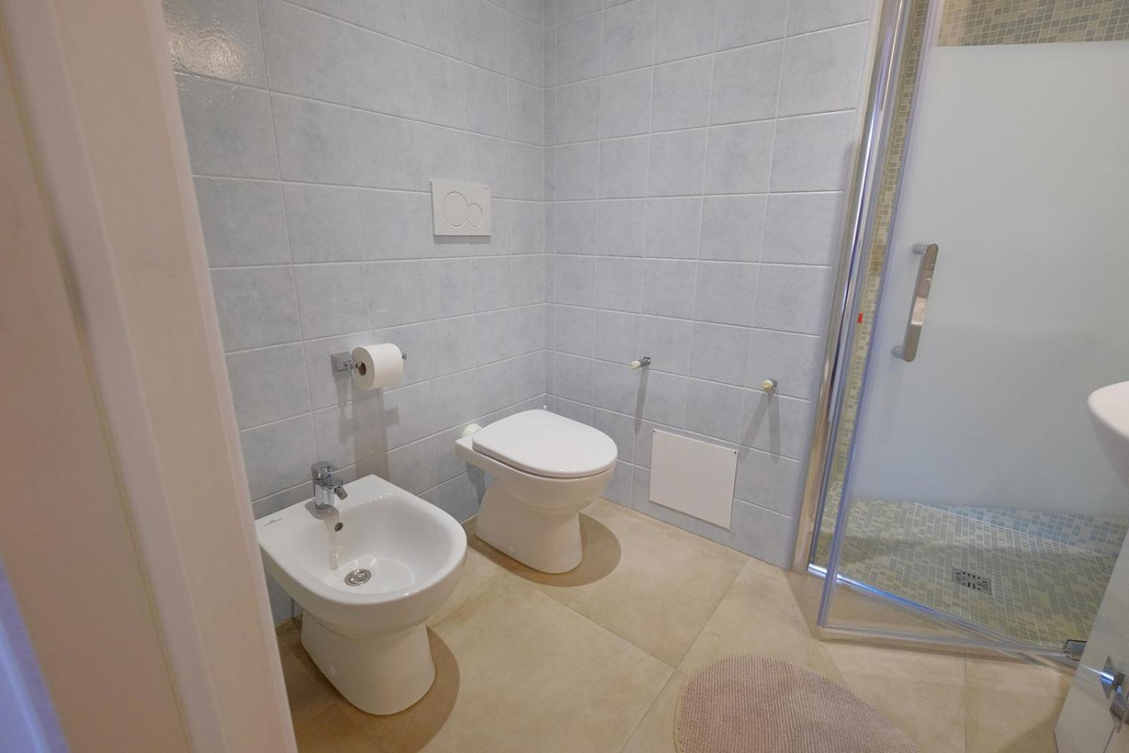 Casa Azzurra - Blue House Hotel เตวลาดา ภายนอก รูปภาพ